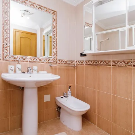 Espanatour Visente Blasco Ibanes 142 * تورّيفيِخا